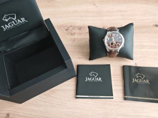 Reloj Jaguar J1200 con Correa de Piel