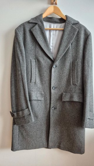 Abrigo de lana gris