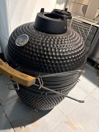 Kamado Nero in Ceramica