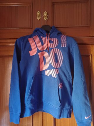 Sudadera Nike con capucha azul y rosa