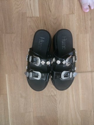 Sandalias con plataforma Hune negras