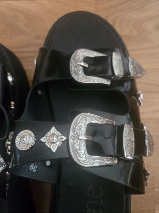 Sandalias con plataforma Hune negras