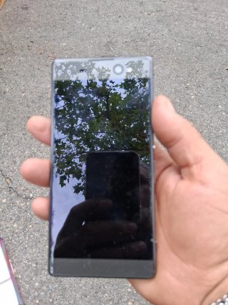 Sony Xperia Nero