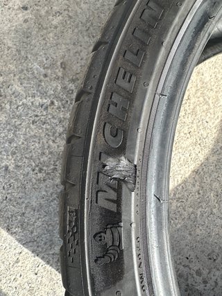 Michelin Pilot Sport 235/35 ZR 19