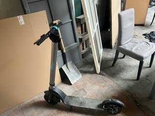 Patinete Eléctrico 700W Plegable