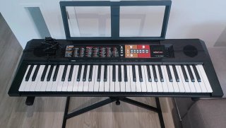 Teclado Yamaha PSR-F51 + Soporte