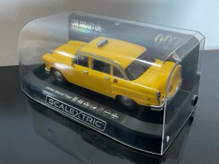 SLOT SCALEXTRIC TAXI LIVE AND LET DIE 007 BOND