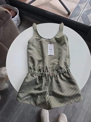 Mono corto Zara rayas verde y marrón Talla XS