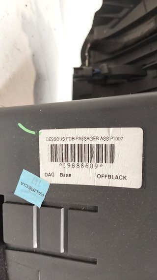 1012885 GUANTERA VOLVO C30