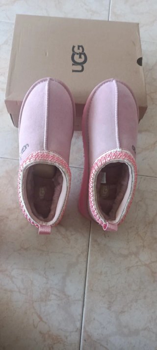 Zapatillas UGG rosas