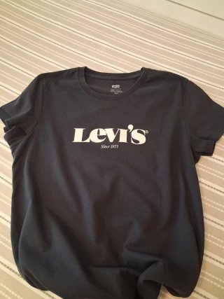 Camiseta Levi's Negra Talla M