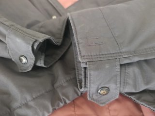 CHAQUETA CHUBASQUERO HOMBRE