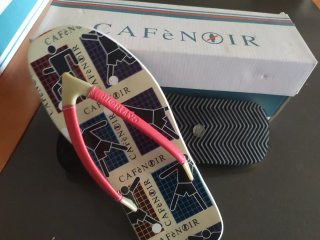 Sandalia plana roja CAFèNOIR, "39".