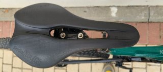 Bicicleta MTB MMR Verde y negra.