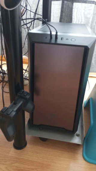 PC Sobremesa Ryzen 5 7600X, 32GB, GT210 1GB