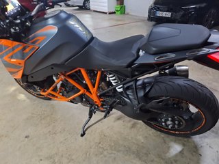 KTM 1290 Super Duke GT