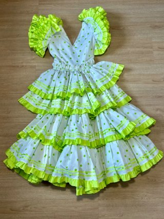 Vestido de gitana blanco y verde de 6 a 8 años