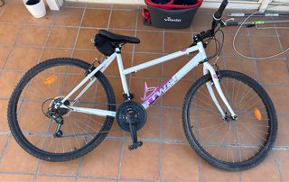 Bicicleta BTWIN blanca