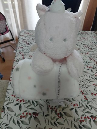 Peluche unicornio con manta bebé