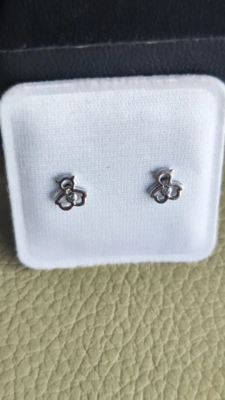 Pendientes bebé oro blanco nuevos