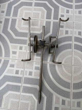 Soporte Doble para Cañas de Pescar