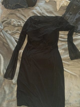 Vestido negro tranparente y top tranparente