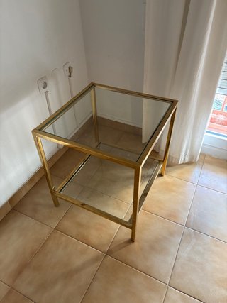Mesa Auxiliar de Cristal y Metal Dorado