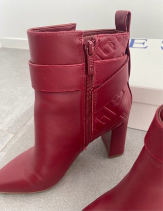 Botines de Piel Guess Rojos Talla 37
