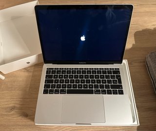 MacBook Pro 13” 2016