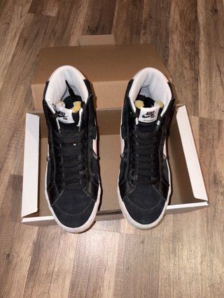 Zapatillas Nike Blazer Mid Negras y Blancas