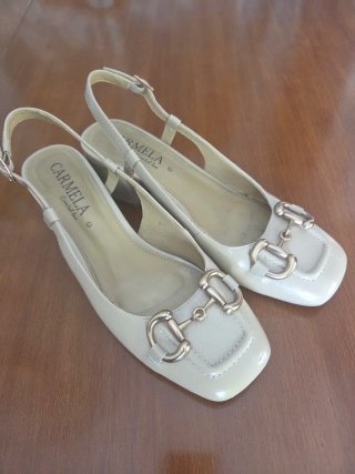 Zapatos Carmela Beige