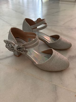 Zapatos niña tacón plateados talla 32