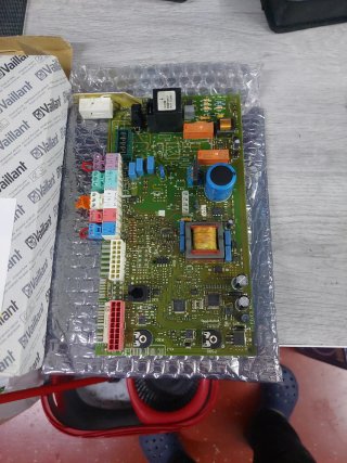 Placa Electrónica Vaillant Ecotec 296/3-5