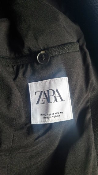 Blazer negra Zara