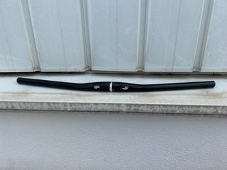 Manillar Recto KTM para Bicicleta 660 mm