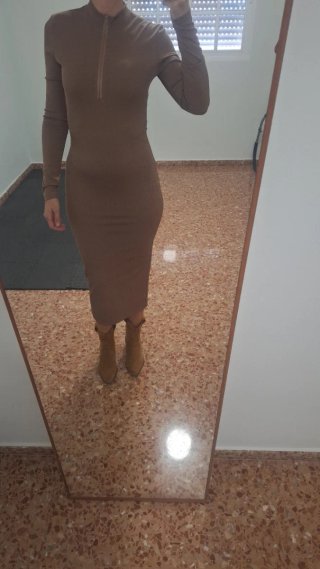 Vestido largo marrón con cremallera