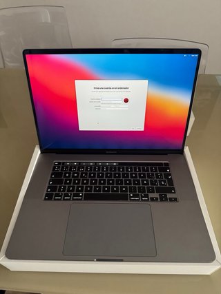 MacBook Pro 16” Plata/Gris Espacial
