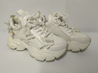 Zapatillas Buffalo Mariposa Blancas