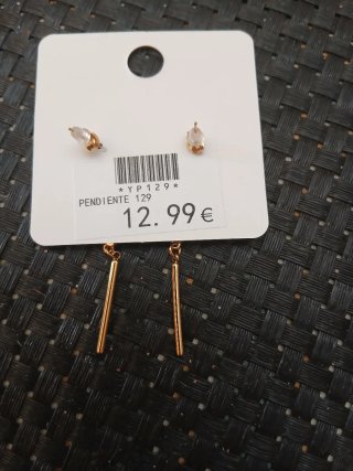 Pendientes Largos Dorados de Acero nuevo