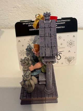 Ornamento Navidad El Jorobado de Notre Dame