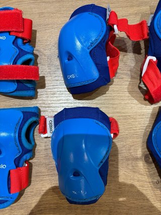Patines infantiles Oxelo con protecciones y bolso