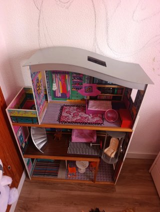 Casa di Barbie a tre piani