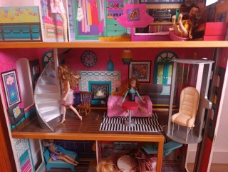 Casa di Barbie a tre piani