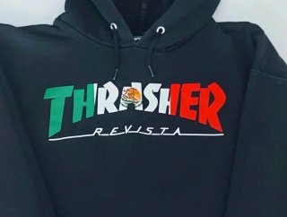 Sudadera Thrasher Negra con Logo Multicolor