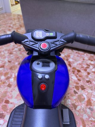 Moto Eléctrica Infantil Azul y Negra