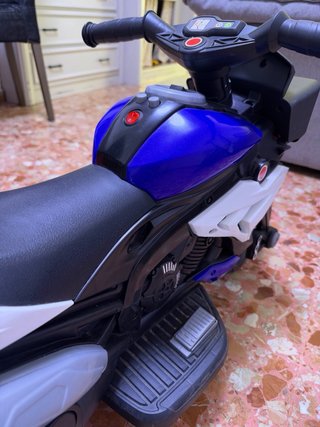 Moto Eléctrica Infantil Azul y Negra