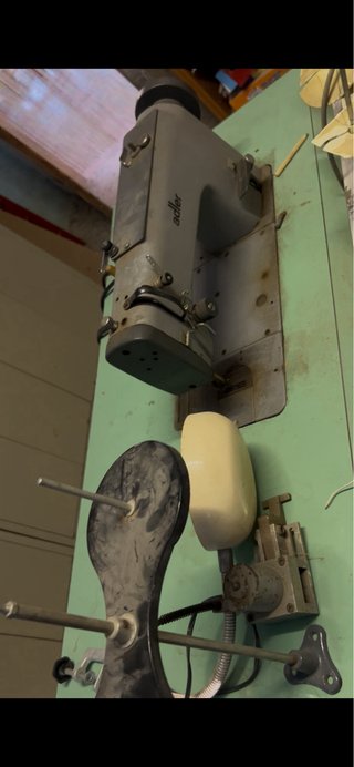 2 Máquinas de coser industrial