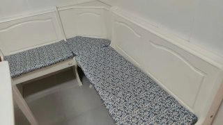 Asientos de cocina y 2 sillas