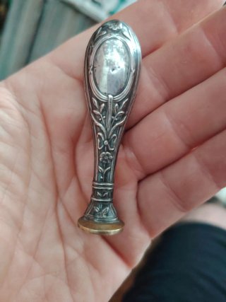 Antiguo sello de lacre en plata