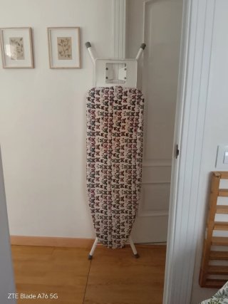 Tabla de planchar con funda estampada